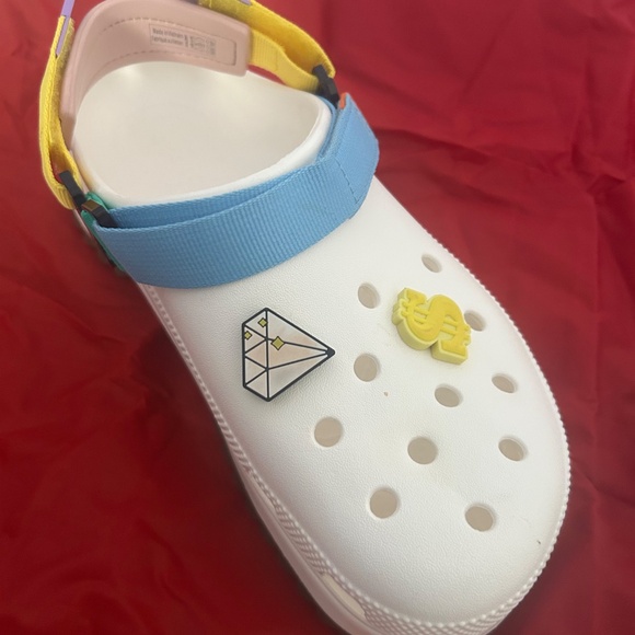 New CROCS Unisex-Adult Classic Hiker Clog - Picture 6 of 11